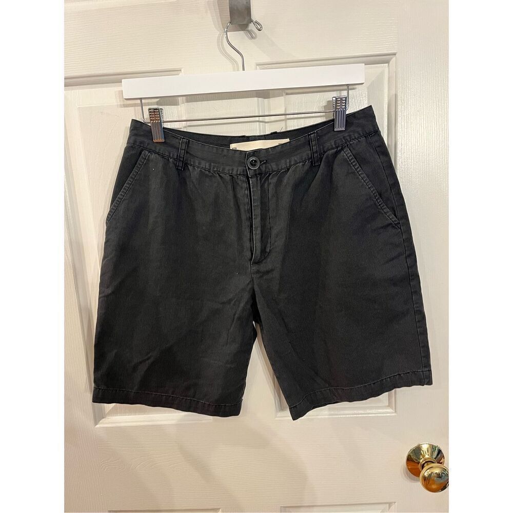 Smyth Mens Gray Fine Stripe Bermuda Shorts sz 30